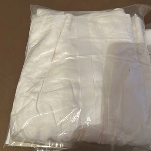 BELGIAN FLAX LINEN BEDSKIRT FROM POTTERY BARN